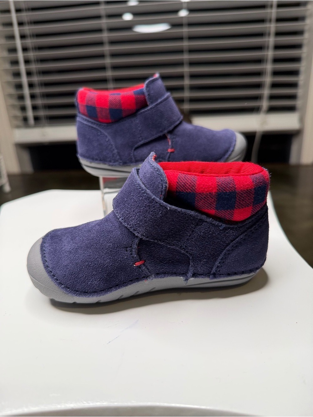 Stride Rite Boys Size 6 Wide Oakley Navy Leather Boots - Picture 1 of 9